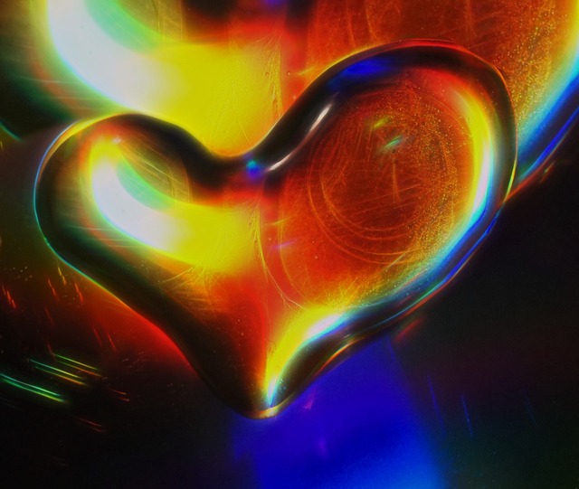 Liberare il chakra del cuore con la meditazione dinamica di Osho